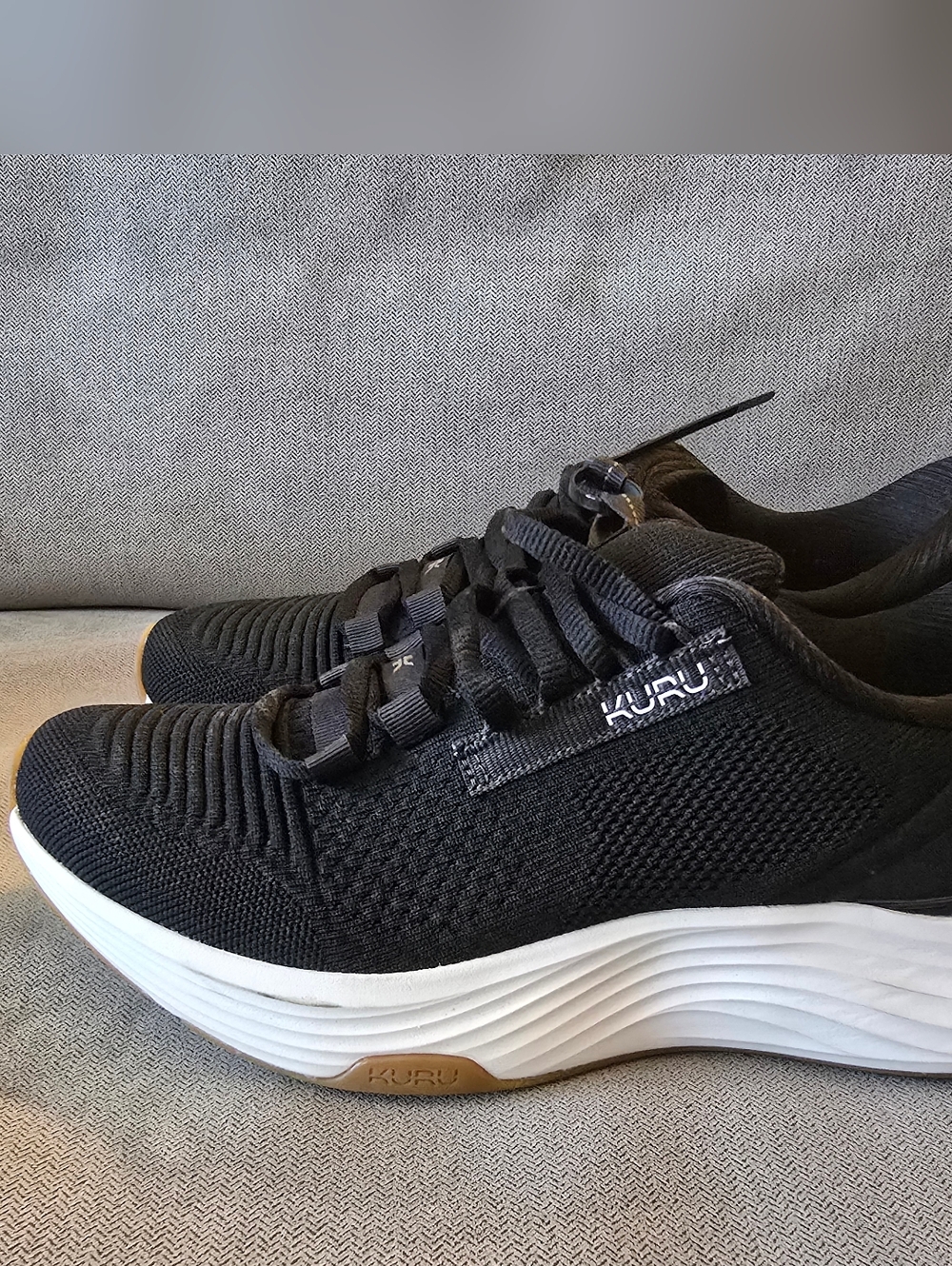 KURU Atom 2 Black Knit Lace-Up Sneakers Women's 7.5